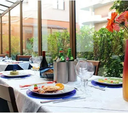 Ξενοδοχείο Panorama 4*